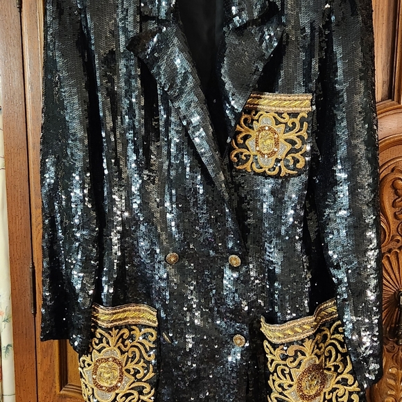 VintageBlack and Gold Sequin Blazer - Picture 8 of 16